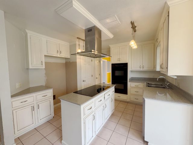 527 Watson St, Berwick, LA 70342