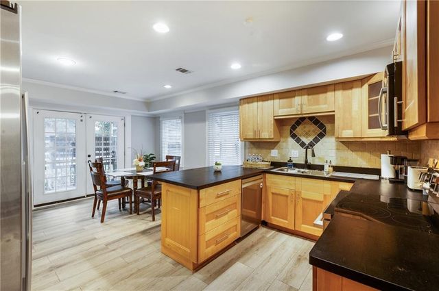 71 17th Street NE, Atlanta, GA 30309