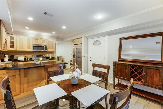 71 17th Street NE, Atlanta, GA 30309