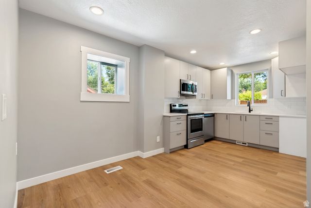 330 E BRYAN AVE, Salt Lake City, UT 84115