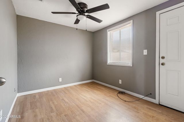 327 N 20TH Avenue, Phoenix, AZ 85009