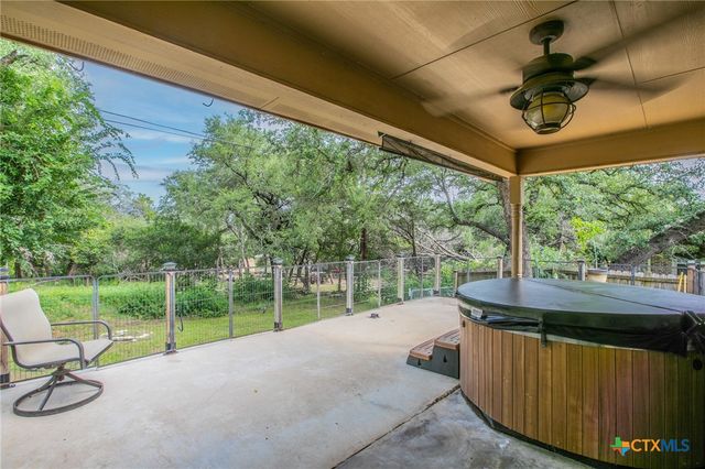 27 S Sherwood Drive, Belton, TX 76513