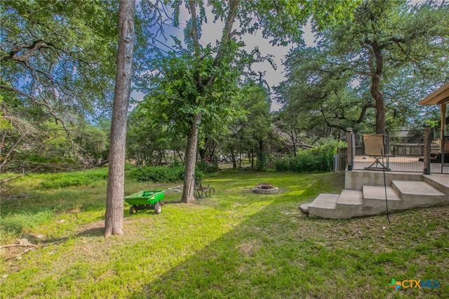 27 S Sherwood Drive, Belton, TX 76513