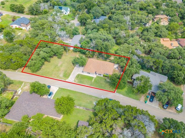 27 S Sherwood Drive, Belton, TX 76513