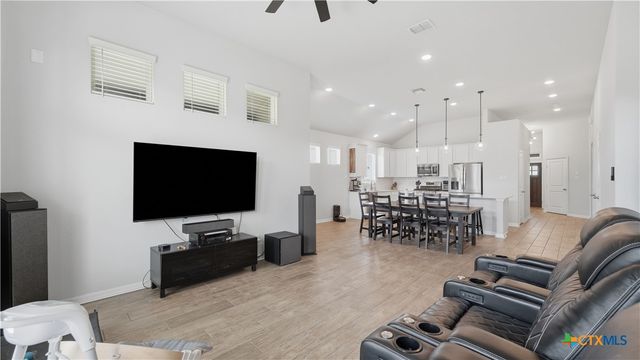 6324 Black Butte, Schertz, TX 78108