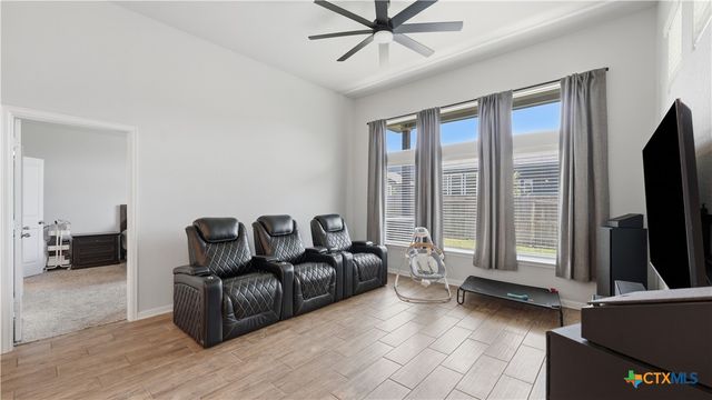 6324 Black Butte, Schertz, TX 78108