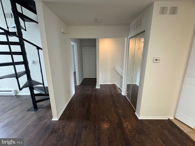 502 BROMLEY EST, Pine Hill, NJ 08021