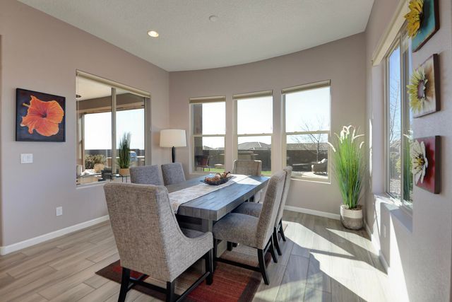 9108 Lake Isabella Way NW, Albuquerque, NM 87120