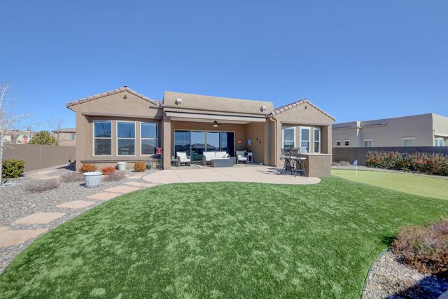 9108 Lake Isabella Way NW, Albuquerque, NM 87120