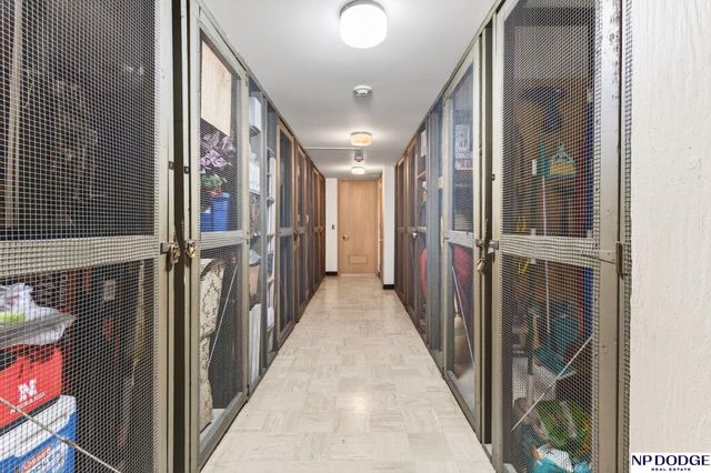 8405 Indian Hills Dr Apt 4A5, Omaha, NE 68114