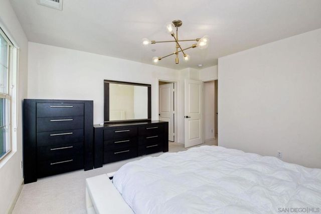 912 Slate St, San Marcos, CA 92078