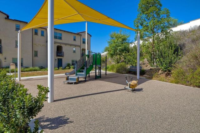 912 Slate St, San Marcos, CA 92078