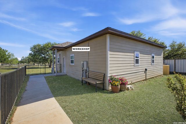 2228 Deer Run, New Braunfels, TX 78132