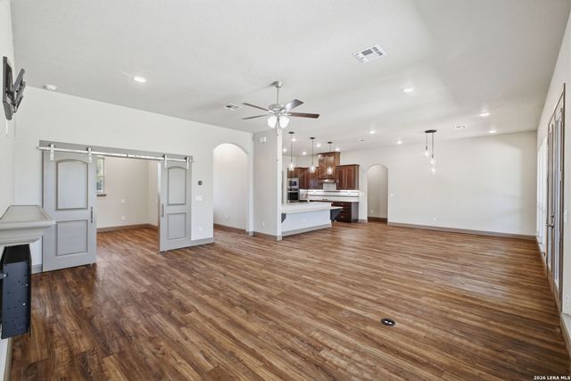 2228 Deer Run, New Braunfels, TX 78132