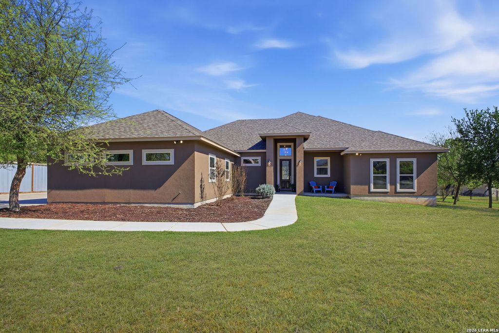 2228 Deer Run, New Braunfels, TX 78132