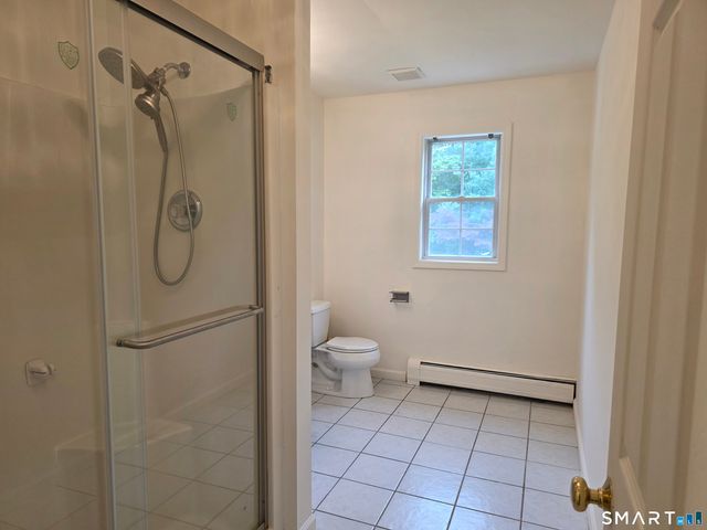 5 Oaktree Court, Bethel, CT 06801