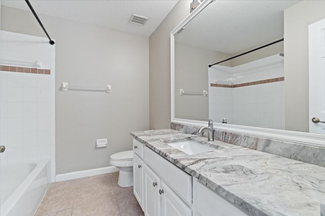8501 PORTOBELLO Lane, Palm Beach Gardens, FL 33418