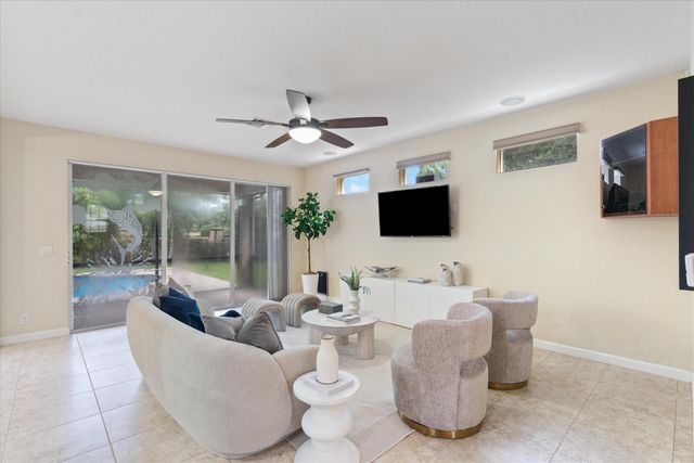 8501 PORTOBELLO Lane, Palm Beach Gardens, FL 33418