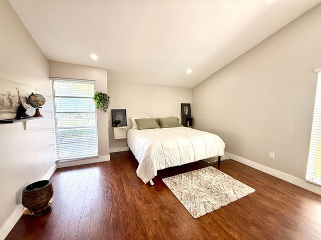 8401 W Sample Road 21, Coral Springs, FL 33065