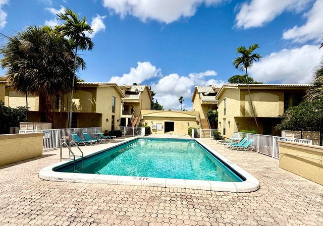 8401 W Sample Road 21, Coral Springs, FL 33065