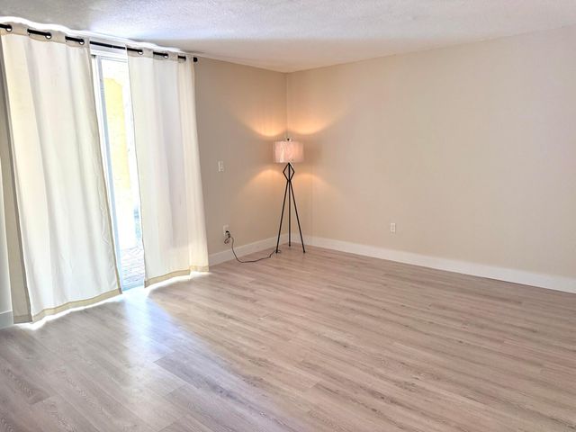 8401 W Sample Road 21, Coral Springs, FL 33065