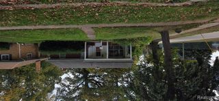 12801 Winston, Redford, MI 48239