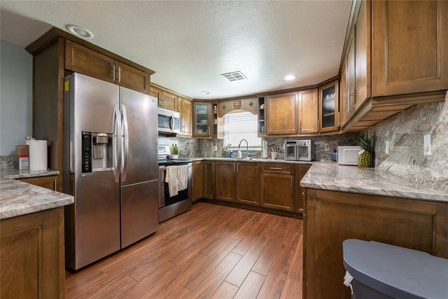 19 S TYLER AVENUE, Orlando, FL 32811