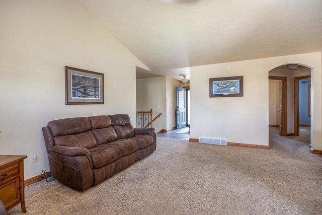 1124 BOBBY COURT, Appleton, WI 54915