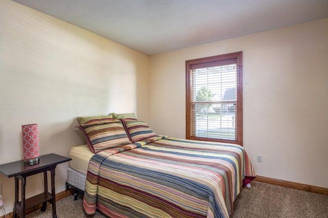 1124 BOBBY COURT, Appleton, WI 54915