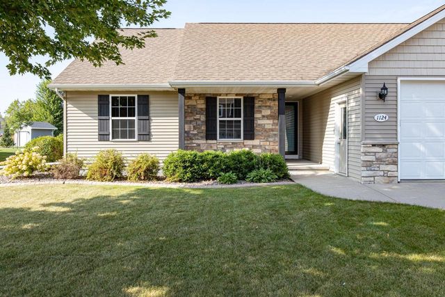 1124 BOBBY COURT, Appleton, WI 54915