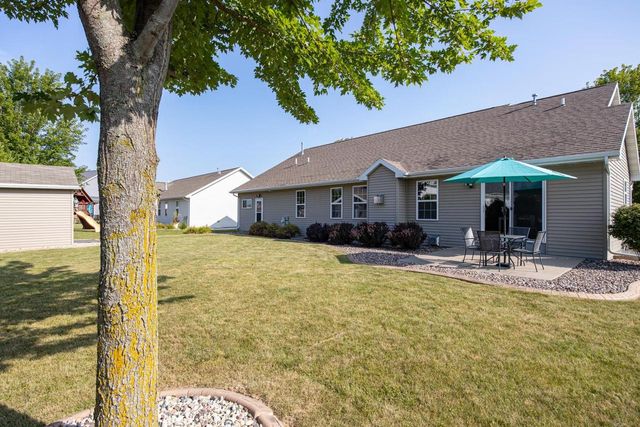 1124 BOBBY COURT, Appleton, WI 54915
