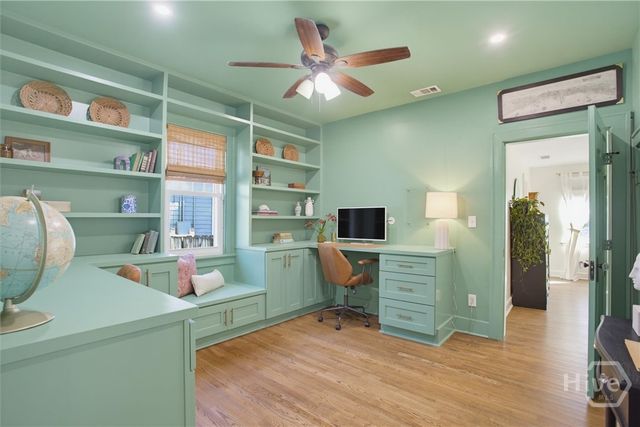 707 E 49th Street, Savannah, GA 31405