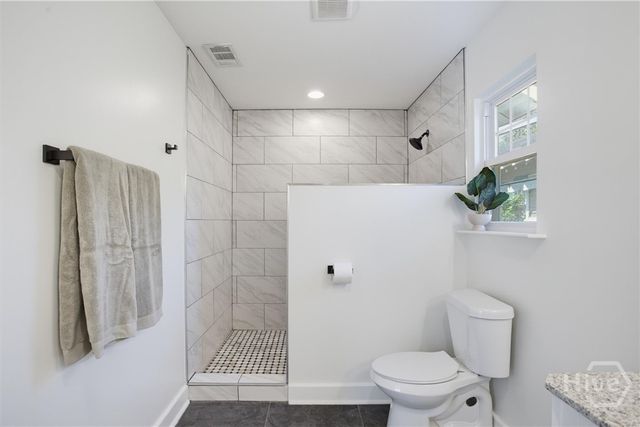 707 E 49th Street, Savannah, GA 31405