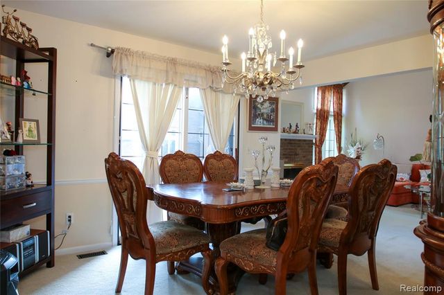 37860 N Laurel Park Drive, Livonia, MI 48152