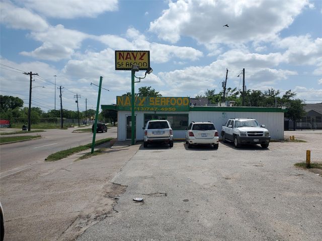 7260 Scott Street, Houston, TX 77021