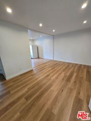 610 Westminster Avenue E, Los Angeles, CA 90291