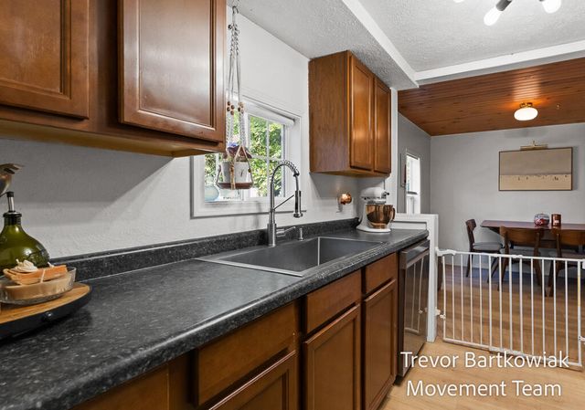 529 Porter Road, Norton Shores, MI 49441