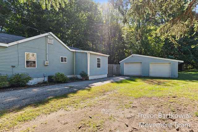 529 Porter Road, Norton Shores, MI 49441