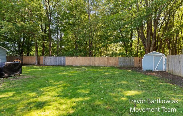 529 Porter Road, Norton Shores, MI 49441