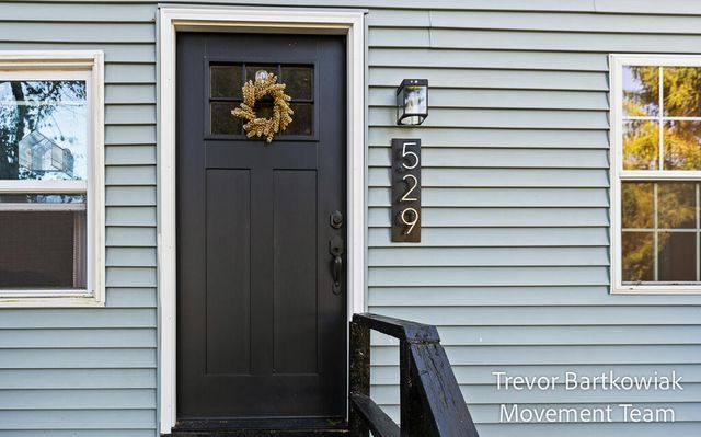 529 Porter Road, Norton Shores, MI 49441