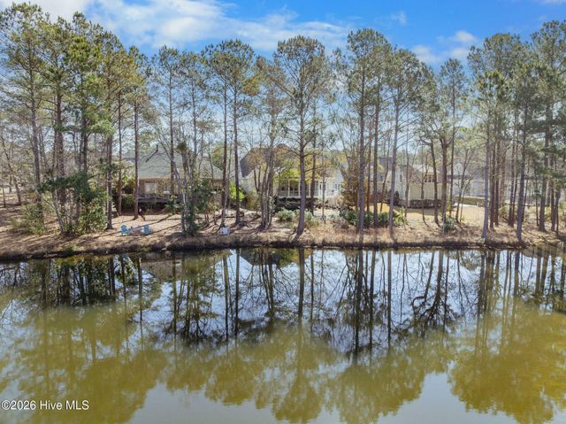 1533 Turnberry Lane SE, Bolivia, NC 28422