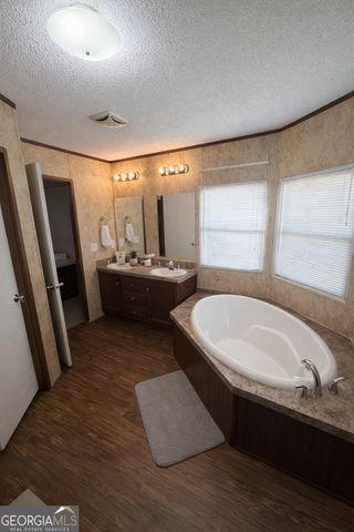 2811 Lyons Center Road, Lyons, GA 30436