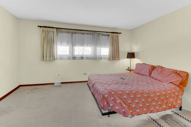 1161 E 171st Court, South Holland, IL 60473