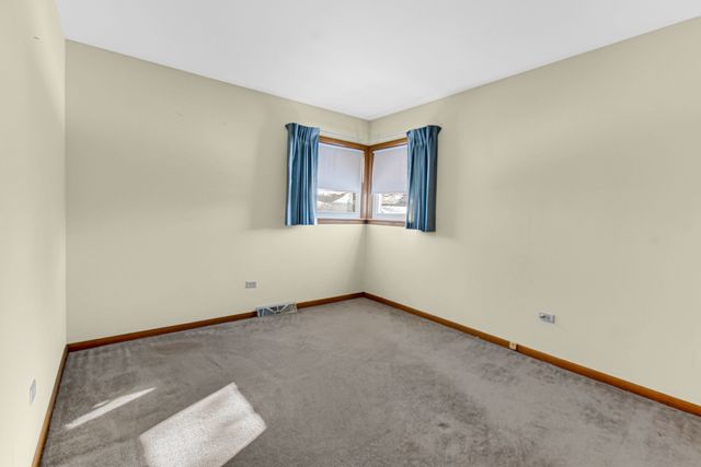 1161 E 171st Court, South Holland, IL 60473