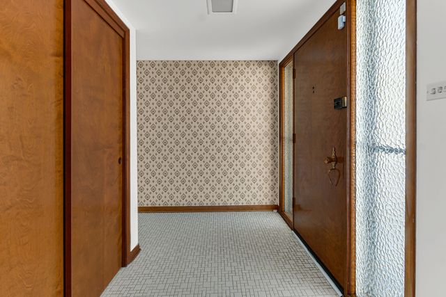 1161 E 171st Court, South Holland, IL 60473