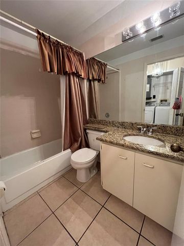 11940 SKYLAKE PLACE 11940-A, Temple Terrace, FL 33617