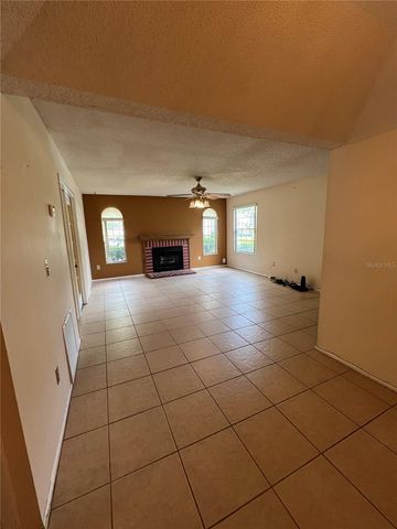11940 SKYLAKE PLACE 11940-A, Temple Terrace, FL 33617