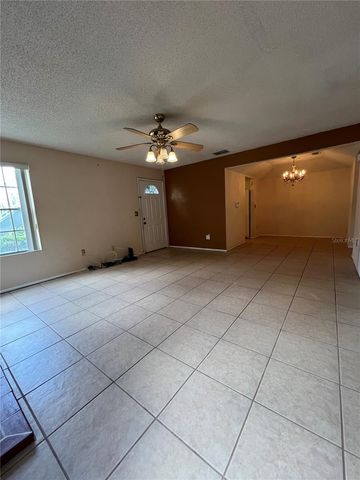 11940 SKYLAKE PLACE 11940-A, Temple Terrace, FL 33617