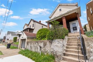 722 9th St, Pitcairn, PA 15140