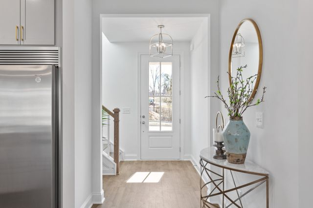 1104 Riverview Run, Madison, TN 37115